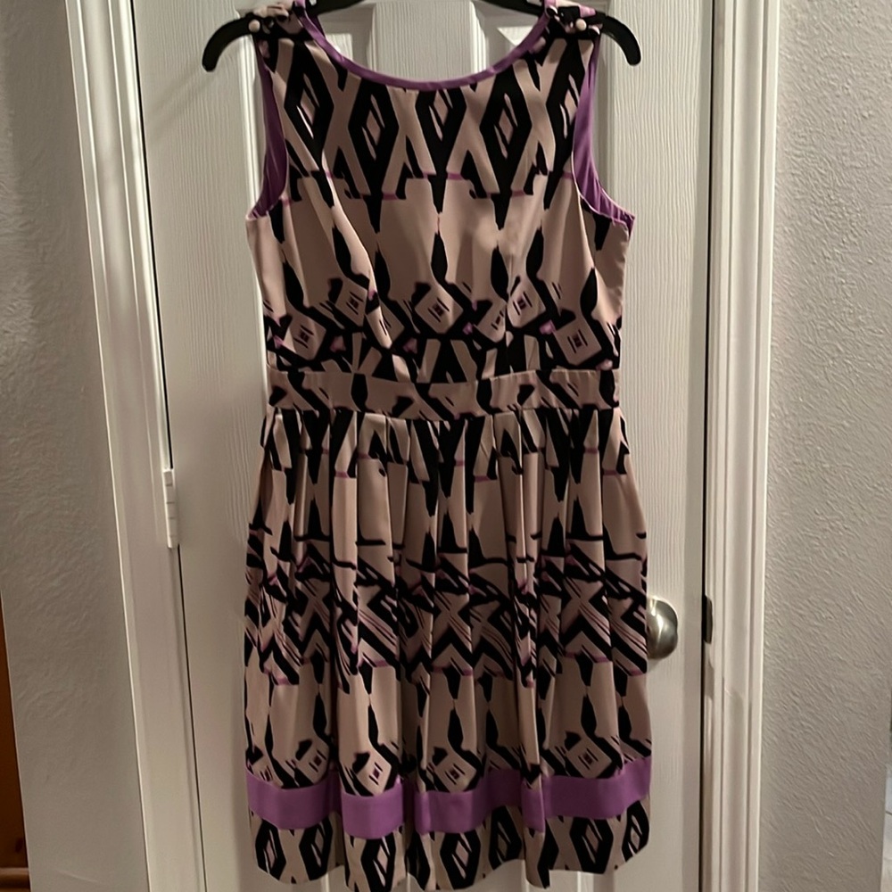 Jessica Simpson pleated dress with pockets size 6